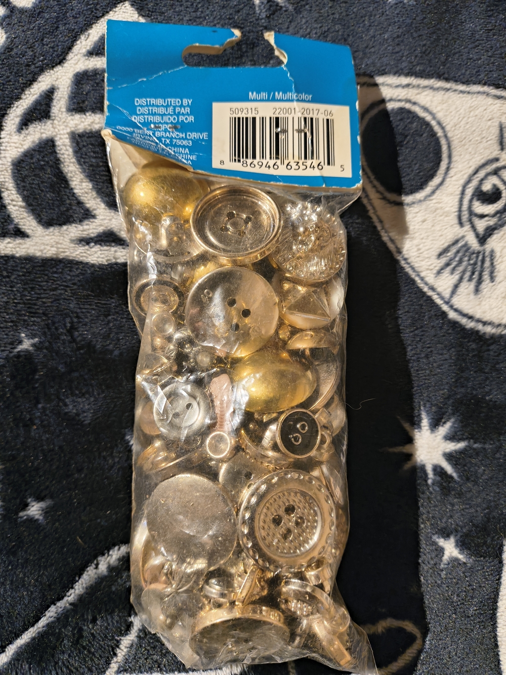 Loops & Threads Assorted Metal Buttons - Gold & Silver Mix - Picture 2 of 6